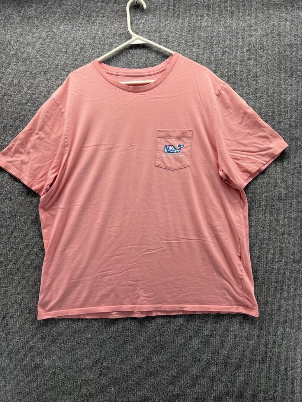 Vineyard Vines Shirt Mens XXL Pink Pocket Tee Crewneck Whale Logo Tagless